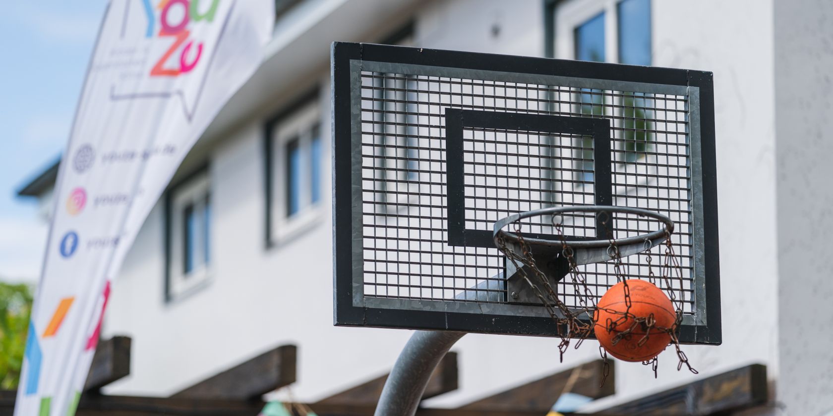 , &copy; YouZe Soltau