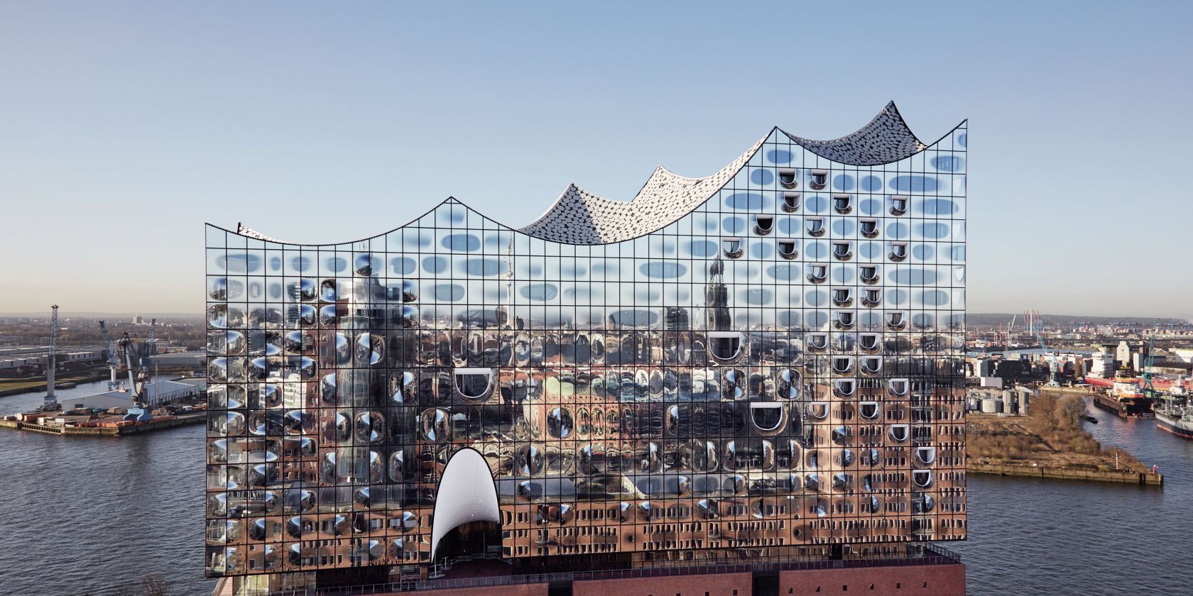 Elbphilharmonie Hamburg, © Maxim Schulz