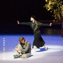 Ballett - A Cinderella Story, &copy; links im Bild