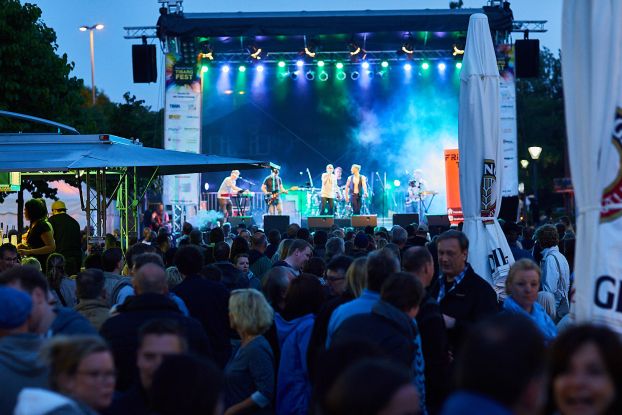 Tibargfest Live B&uuml;hne, &copy; Wolfgang Kaiser