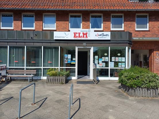 Frauenfr&uuml;hst&uuml;ck, &copy; Jule Hundert