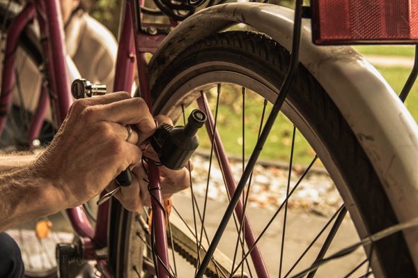 rad-repair-cafe_bild_thomas_schaeffer-600x400, &copy; Thomas Schaeffer
