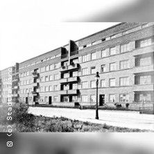 Stadtteilrundgang: Fritz Schumacher, &copy; links im Bild