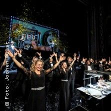 Candide, © links im Bild