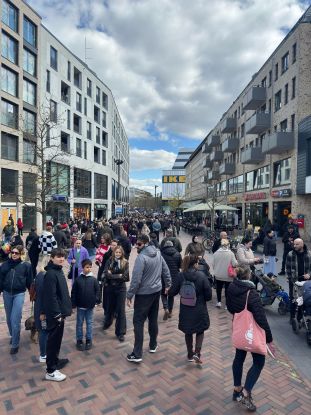 IKEA Altona VOS, &copy; C. Hochberg