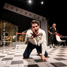 Jeeps (Theatertag), &copy; links im Bild