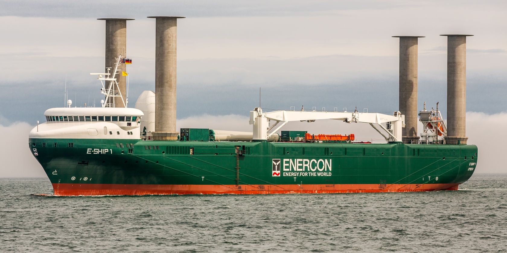 E-Ship 1, &copy; Alan Jamieson, https://commons.wikimedia.org/w/index.php?curid=42847138