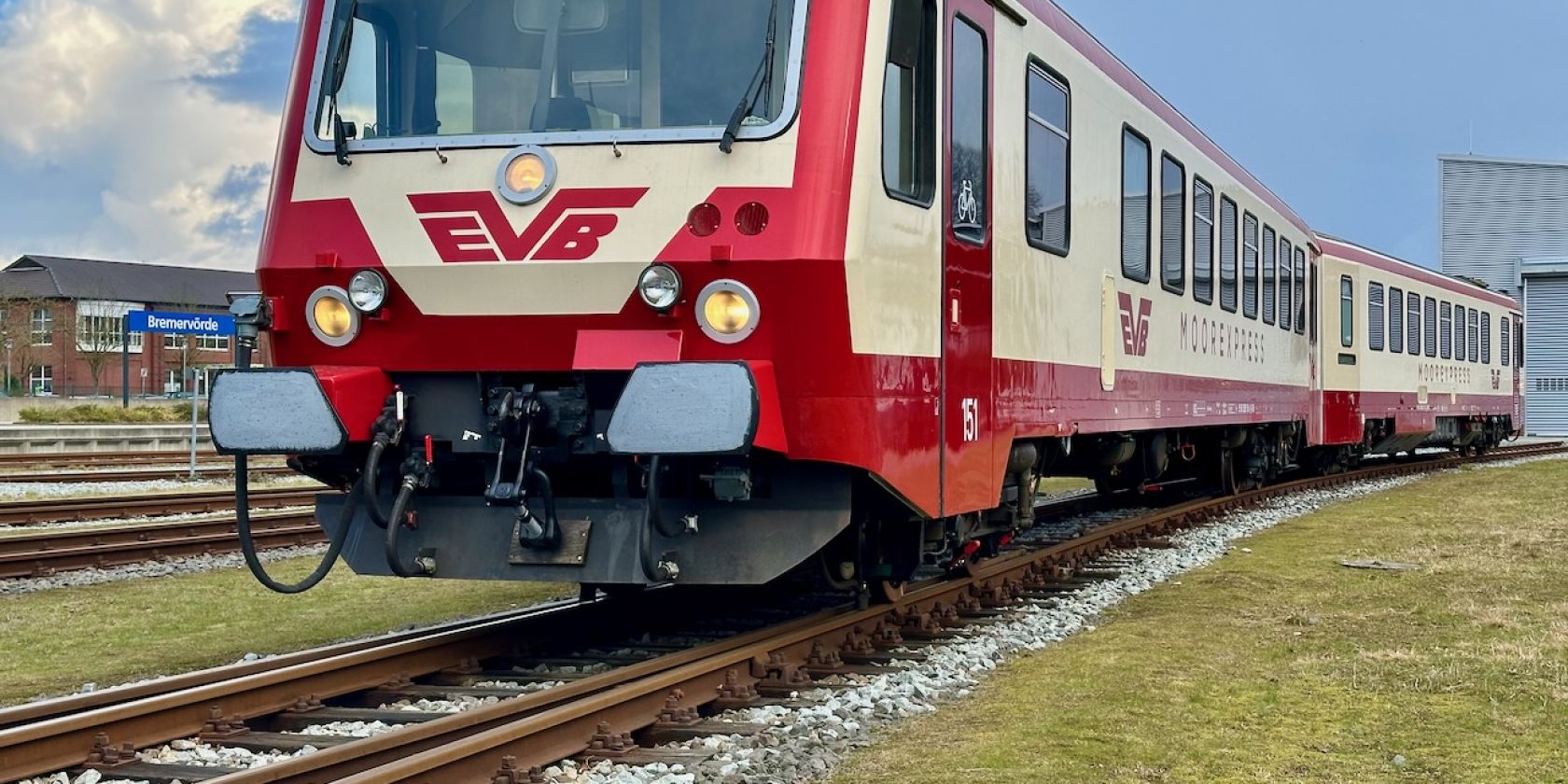 Moorexpress-628er im neuen Look (Foto evb), © Eisenbahnen und Verkehrsbetriebe Elbe-Weser GmbH