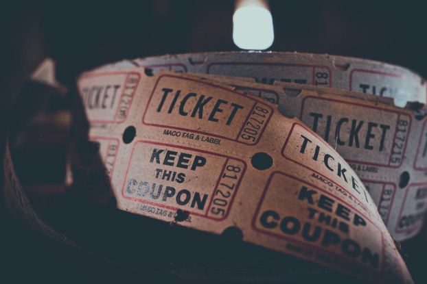 Kino Tickets, © Bild von Igor Ovsyannykov auf Pixabay