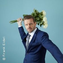 Florian Schroeder - Endlich Gl&uuml;cklich, &copy; links im Bild