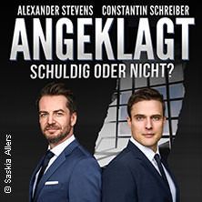 Alexander Stevens & Constantin Schreiber - Angeklagt - Schuldig oder nicht? LIVE, © links im Bild