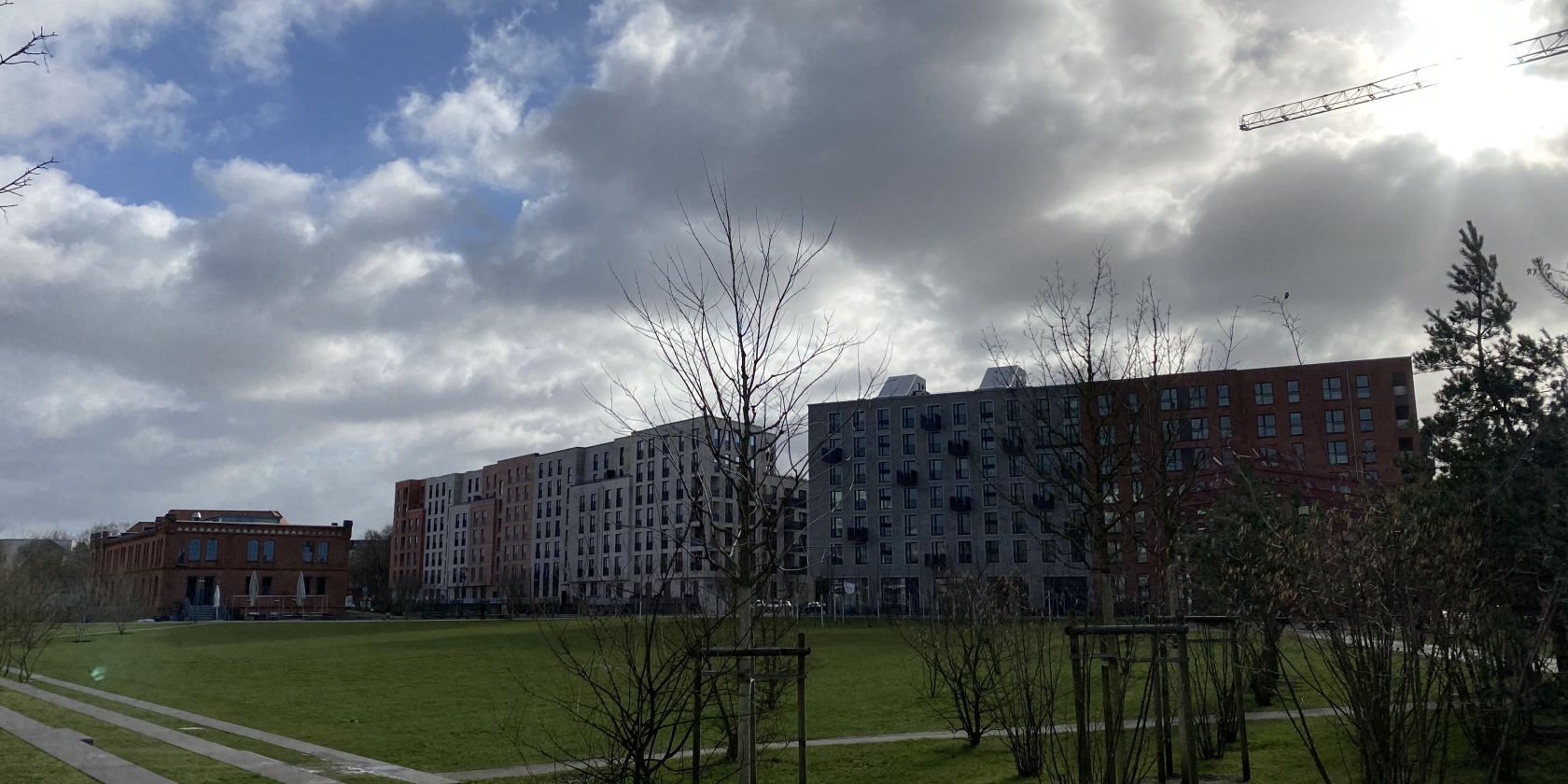 Bild von der Neuen Mitte  Altona, Kleiderkasse, Harkortstra&szlig;e. 2022. Foto: Stadtteilarchiv Ottensen e.V./ Anna-Maria G&ouml;tz, &copy; Stadtteilarchiv Ottensen e.V./ Anna-Maria G&ouml;tz