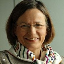 B&uuml;cherherbst mit Annemarie Stoltenberg, &copy; links im Bild