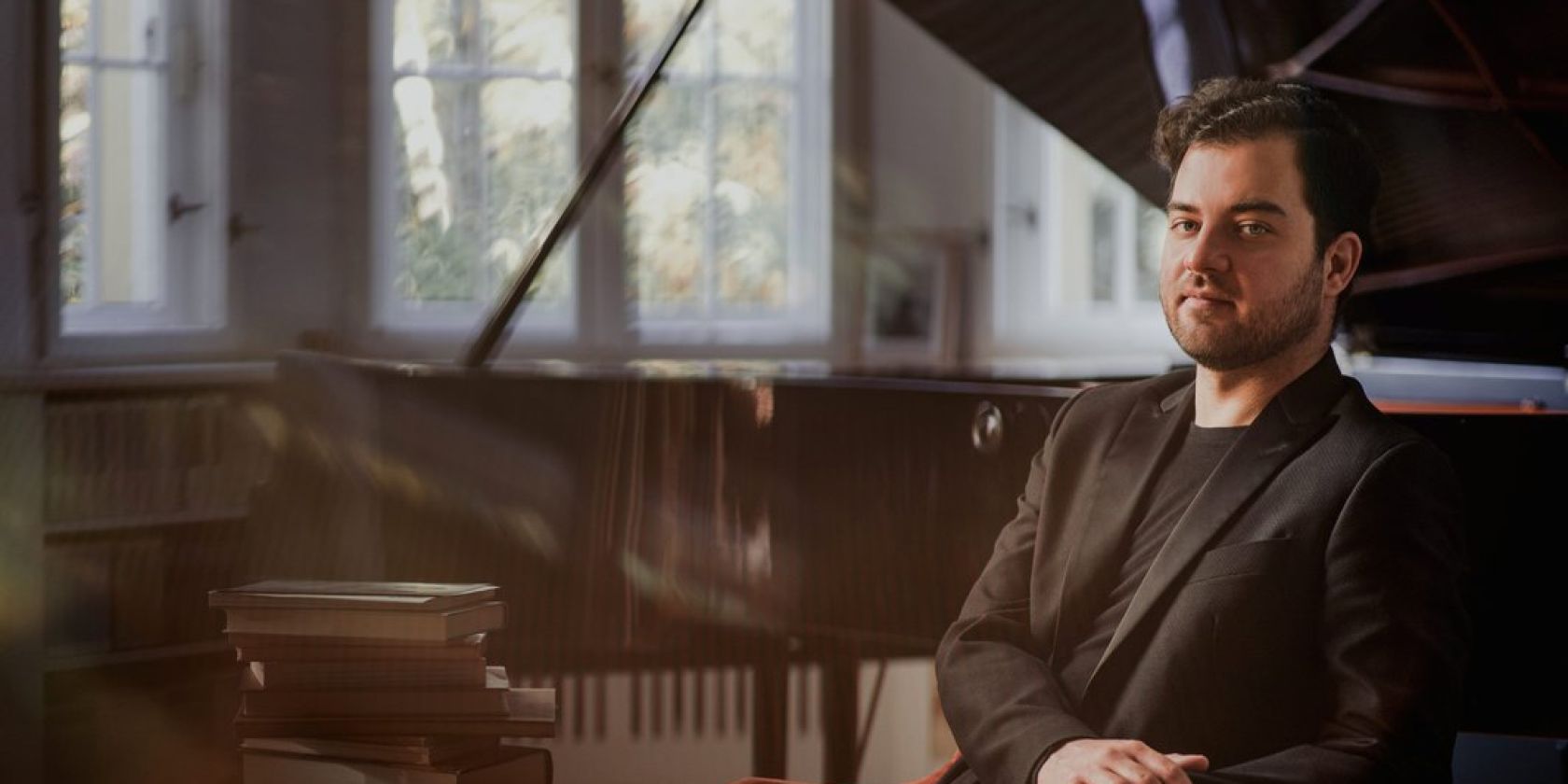 Burak Çebi / Klavier, © Clara Evens