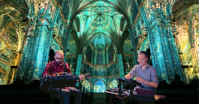 Infinity_plus Live Konzert Kulturkirche Altona_(c) Alisa Ostermann, Mayra Wallraff, BRump breit, &copy; Alisa Ostermann, Mayra Wallraff, BRump