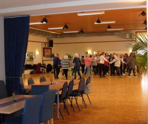 TanzteeInt.Folkl.t.Foto, &copy; Ute Mehlau