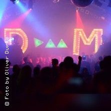 Depeche Mode - Party for the Masses - Live: "Voices for the Masses", &copy; links im Bild