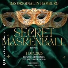 The Secret Maskenball Hamburg, &copy; links im Bild
