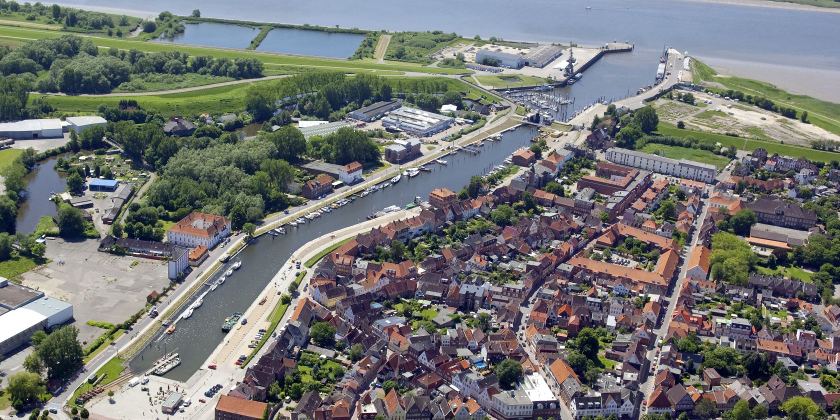 Gl&uuml;ckstadt von oben, &copy; Holstein Tourismus / photocompany
