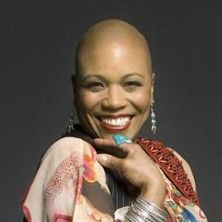 Dee Dee Bridgewater, &copy; links im Bild