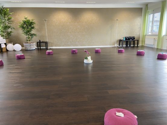 Yoga in der Harmonie, &copy; vhs Quickborn
