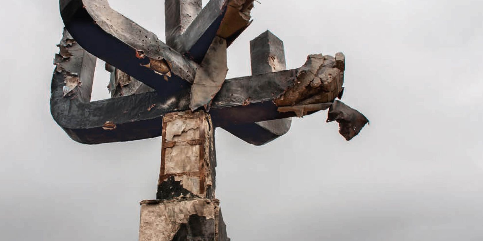 HG_5914-7_Geschichtspolitische_Umbrüche_Cover_pur_Ausschnitt, © Marienko Andrij, Quelle: Konrad-Adenauer-Stiftung e. V., Berlin