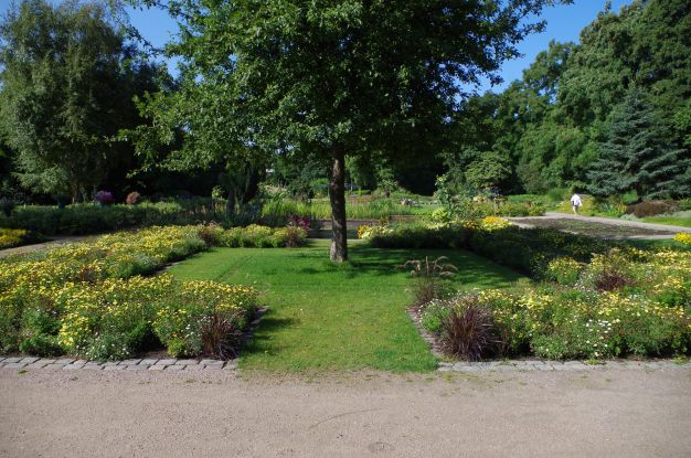 Sommerblumenbeet im Botanischen Sondergarten, &copy; Helge Masch