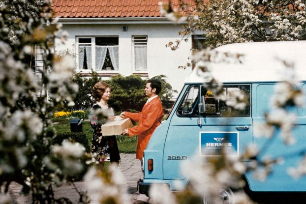 Dein Paket ist da. Familienführung, © 1970er Jahre. Otto (GmbH & Co KG)