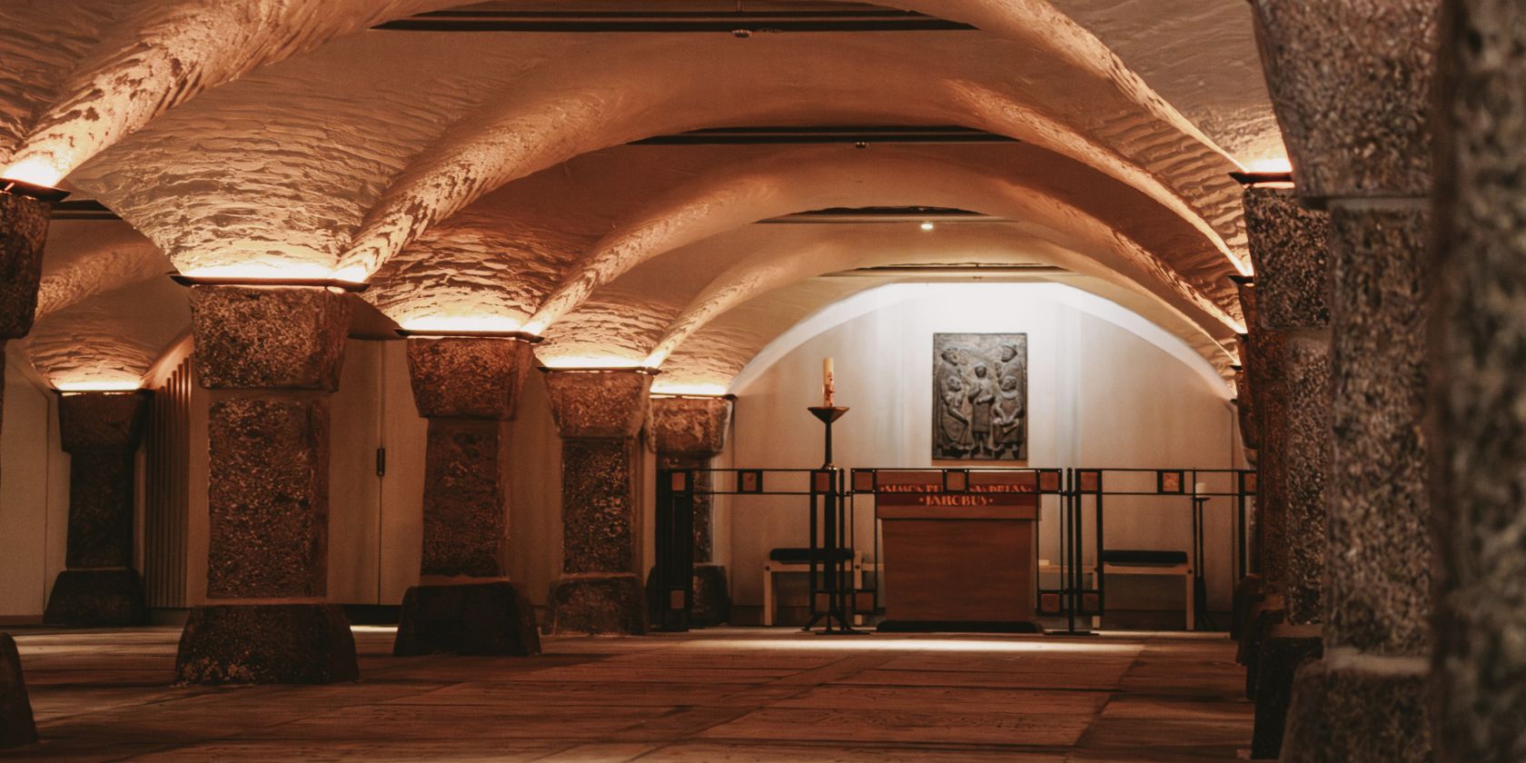 Krypta St. Michaelis, &copy; St. Michaelis