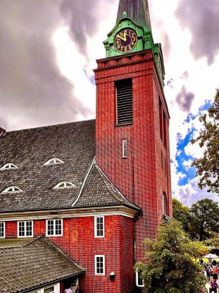 Flottbeker Kirche, &copy; Kirche in Flottbek