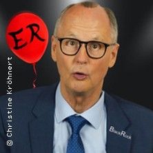 Reiner Kr&ouml;hnert - ER - Jetzt wird's MERZw&uuml;rdig!, &copy; links im Bild