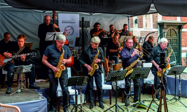6-cotton-club-bigband, &copy; Swinging Hamburg