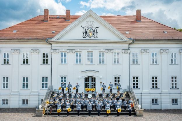 Benefizkonzert Heeresmusikkorps Neubrandenburg - Benefizkonzert &bdquo;In den Fr&uuml;hling mit flotten Rhythmen&ldquo;, Quelle: Reservix