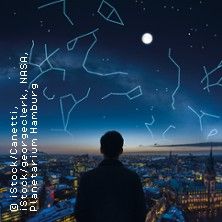 Sternenhimmel &uuml;ber Hamburg live, &copy; links im Bild
