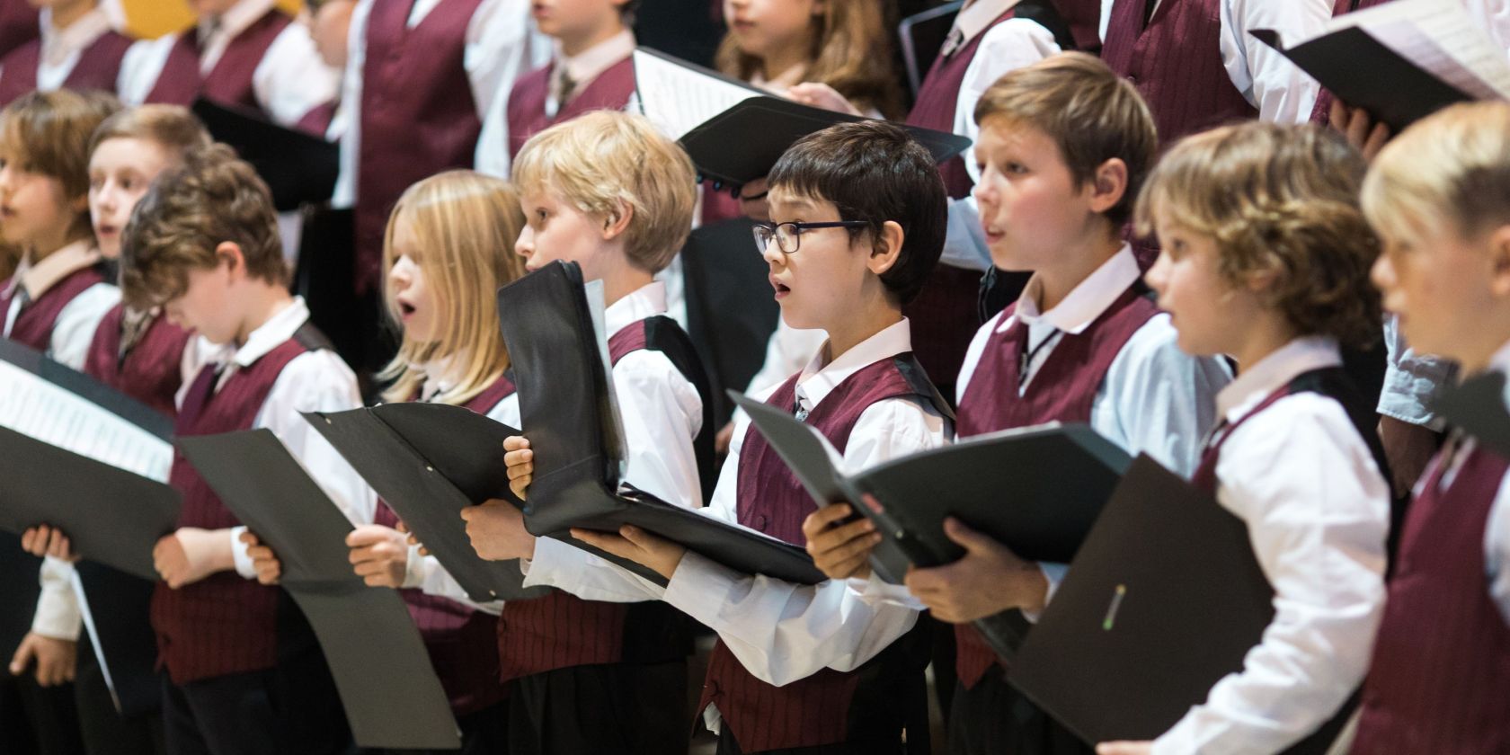 "Ubi caritas et amor" - Knabenchor der Jenaer Philharmonie unter der Leitung von Berit Walther, &copy; Tina Pei&szlig;ker