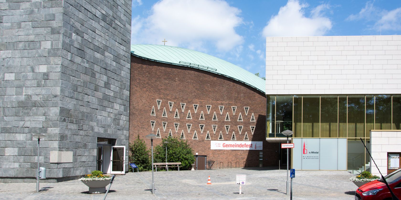 Hauptkirche St. Nikolai am Klosterstern, © Johannes Beschoner