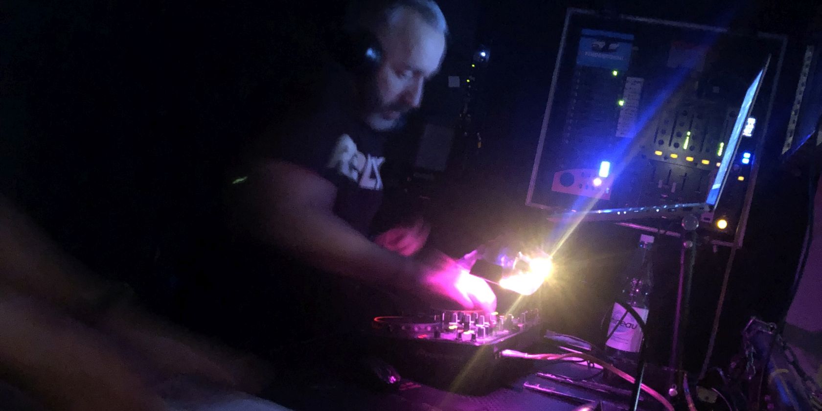 LOLA Disco DJ, &copy; LOLA Simone Timmann