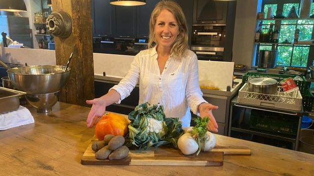 Caroline von Schwerin Gastgeberin des Veganes Stammtisches in der Hofküche der Gronenberger Mühle
