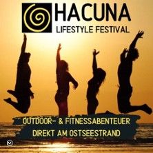Hacuna - Fehmarn, © links im Bild