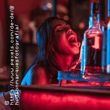 Hamburg Pub Crawl - Reeperbahn, © links im Bild
