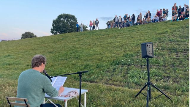 24h Stelle feat. Weidebeat - Deichpoesie - Lesung mit Thomas Kitsche, &copy; Thomas Kitsche