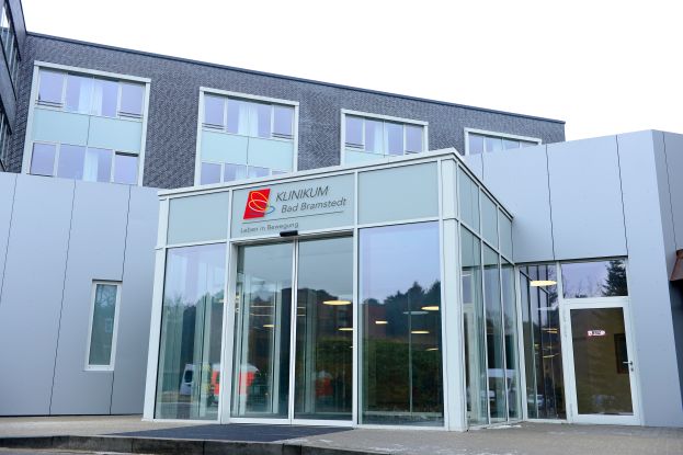 Klinikum Bad Bramstedt - Haupteingang, © Klinikum Bad Bramstedt