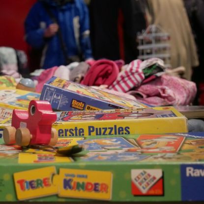 Bobbycar und Kidsklamotte - Kinderflohmarkt, &copy; Goldbekhaus