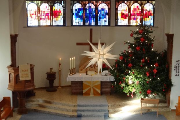 Gottesdienst mit Pastor Höpfner, © Ev. Luth. Kirchengemeinde Niendorf/Ostsee