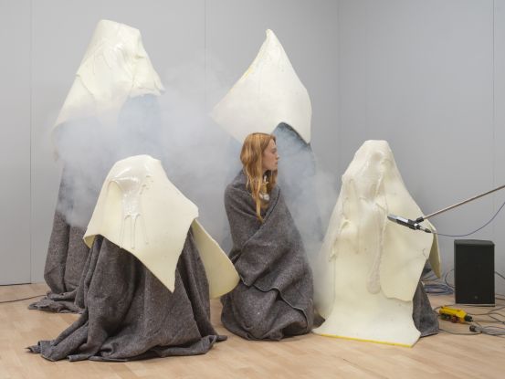 A still from the production &ldquo;Le Paradoxe de John&rdquo; by director Philippe Quesne., &copy; Martin Argyroglo