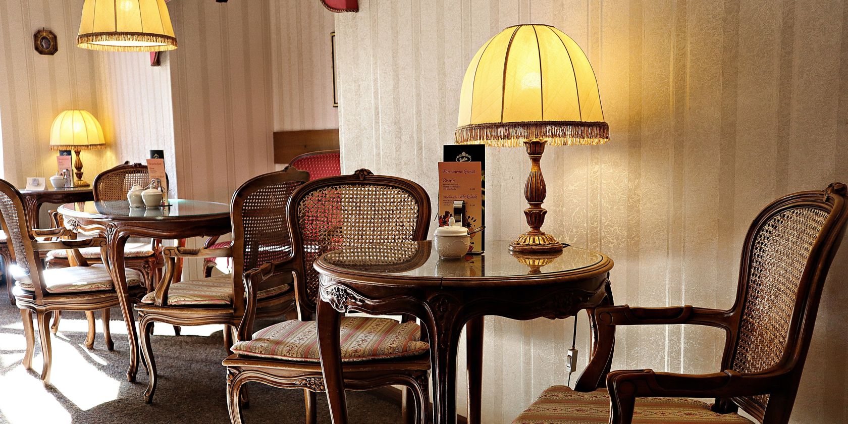 Kaffeehausmusik &ndash; Konertz Trio, &copy; &copy;Reinhard Thrainer auf Pixabay