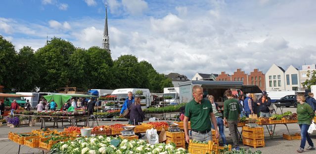 Traditioneller Wochenmarkt, Heide, &copy; Stadtmarketing Heide