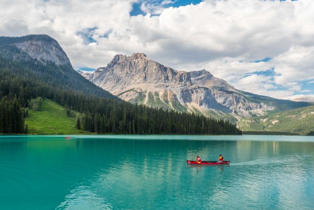 Emerald Lake-Yoho National Park-British Columbia, &copy; Reinhard Prinzmeier
