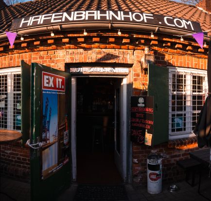 hafenbahnhof, &copy; Fabian Geister