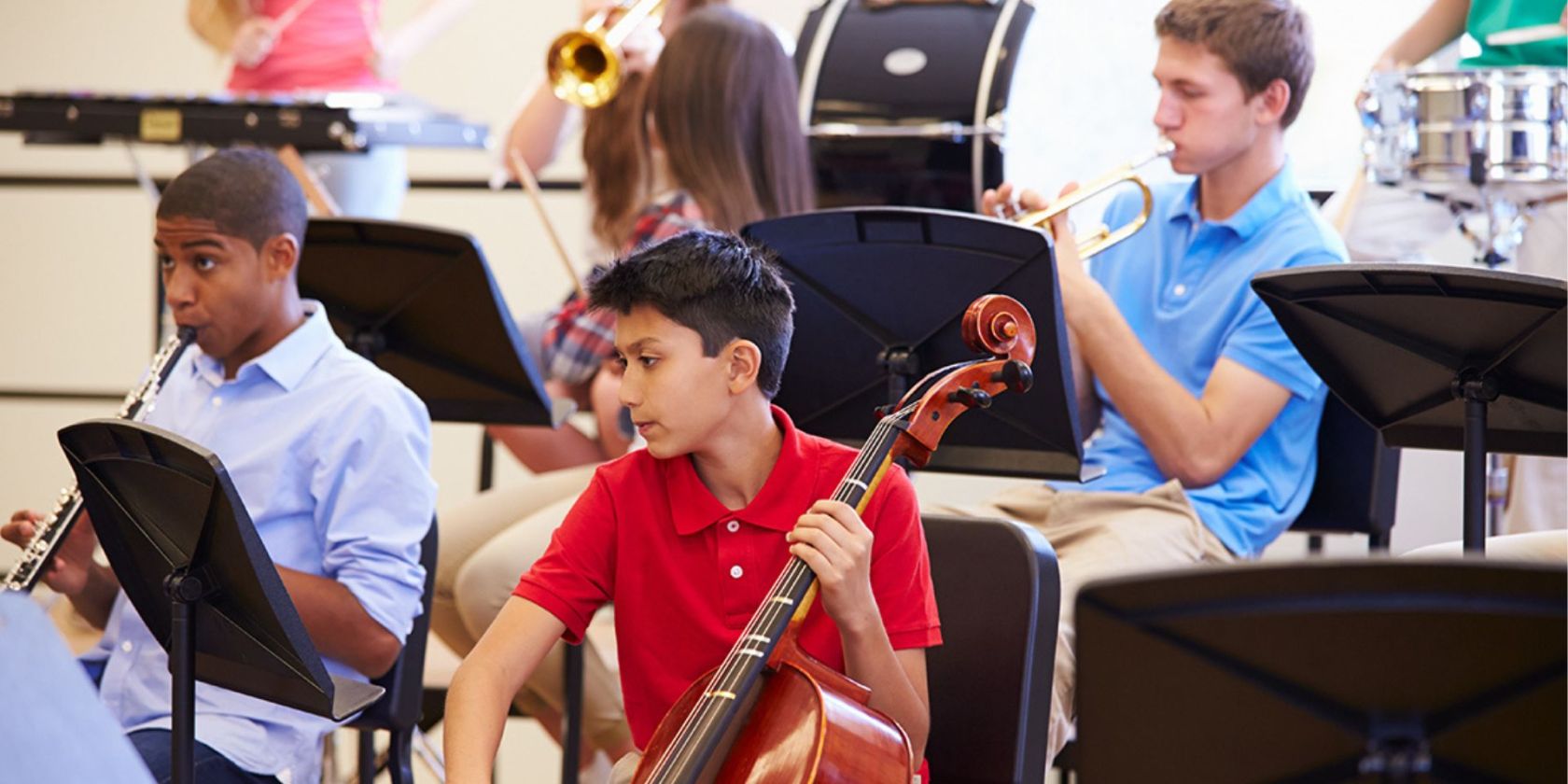 Infostand der Jugendmusikschule, © Colourbox